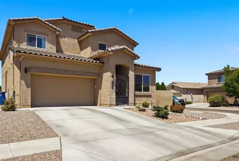 6909 Tombstone Rd NW, Albuquerque, NM 87114