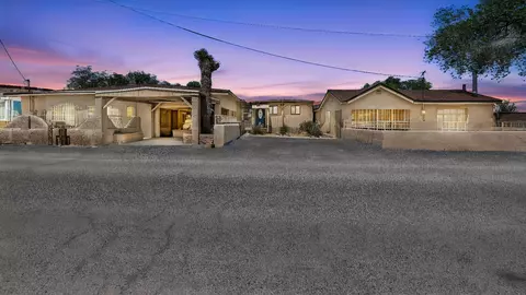 3102 Rosendo Garcia Rd SW, Albuquerque, NM 87105