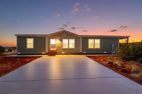 10 Reubens Ln, Edgewood, NM 87015