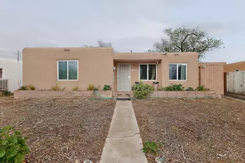 2120 Alvarado Dr NE, Albuquerque, NM 87110