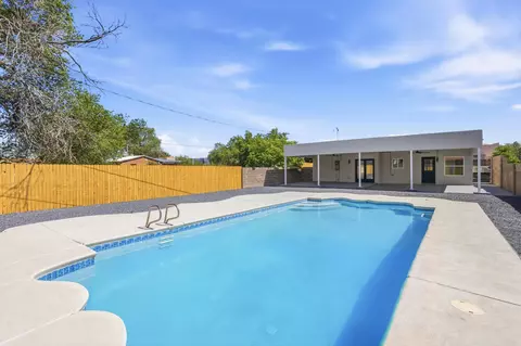 1905 Indian School Rd NW, Albuquerque, NM 87104