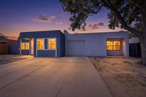 1029 Rigel St SW, Albuquerque, NM 87105
