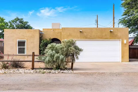 2241 Bartolo Ave SW, Albuquerque, NM 87105
