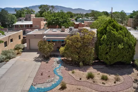 1816 Dakota St NE, Albuquerque, NM 87110