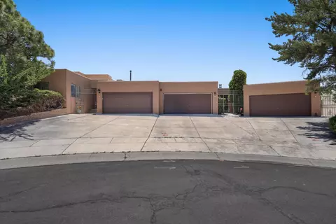 1804 Father Sky St NE, Albuquerque, NM 87112