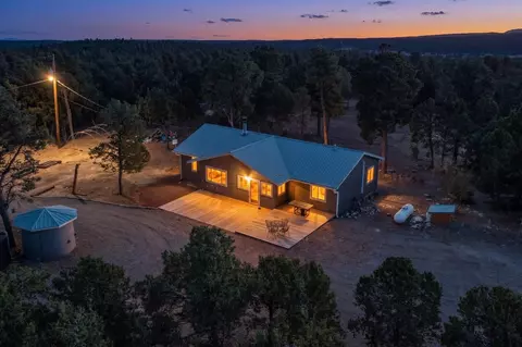 248 Gonzales Rd, Edgewood, NM 87015