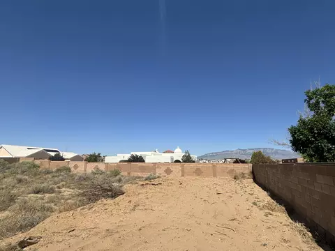 25 Th St SE, Rio Rancho, NM 87124