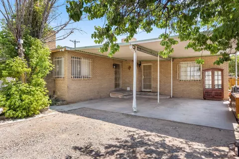 408 Pennsylvania St NE, Albuquerque, NM 87108