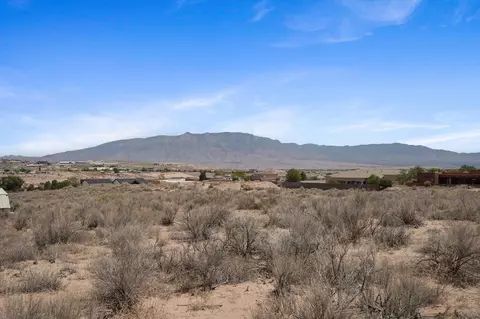 2112 Chessman Dr NE, Rio Rancho, NM 87124