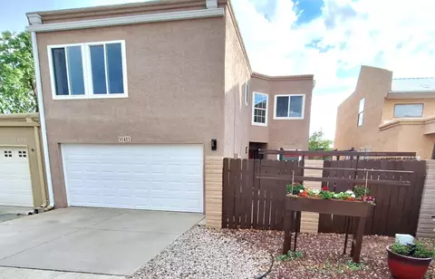 5405 Overlook Dr NE, Albuquerque, NM 87111