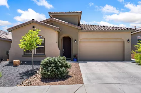 7046 Crystal Dr NE, Rio Rancho, NM 87144
