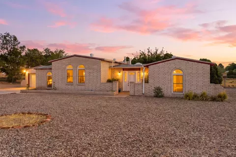 207 Goodman Ave, Rio Communities, NM 87002