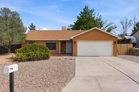 5828 Irving Blvd NW, Albuquerque, NM 87114