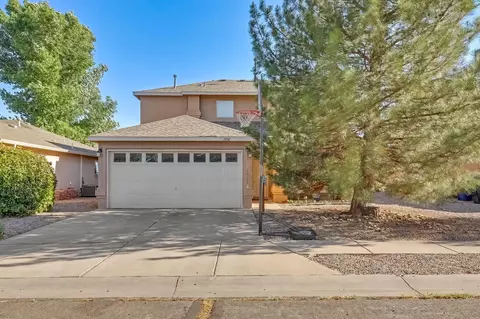 1050 Las Golondrinas Ct NW, Albuquerque, NM 87107