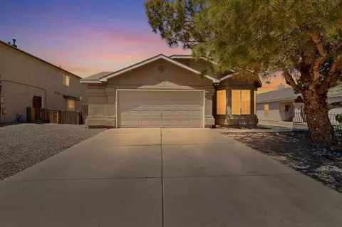 825 Deming Meadows Dr NE, Rio Rancho, NM 87144