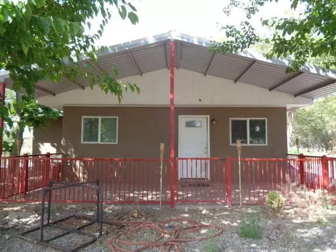 65 Vallejos Rd, Belen, NM 87002