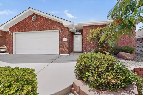 9324 Saguaro St NW, Albuquerque, NM 87114