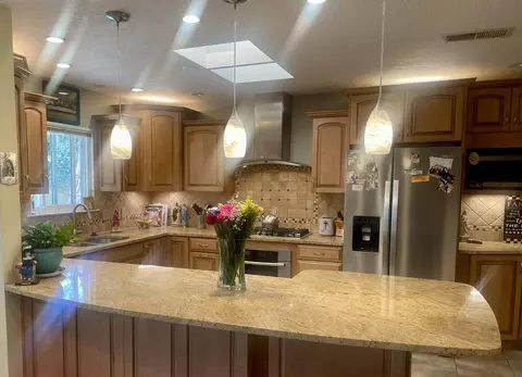 8001 Sierra Azul Ave NE, Albuquerque, NM 87110