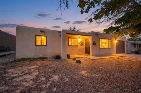 1034 Tomasita St NE, Albuquerque, NM 87112