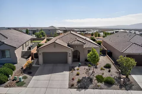 2260 Beckham Dr NE, Rio Rancho, NM 87144