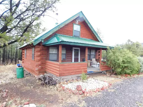 154 El Caso Rd, Quemado, NM 87829