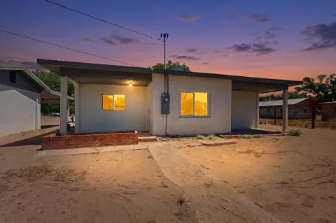 1104 E River Rd, Belen, NM 87002