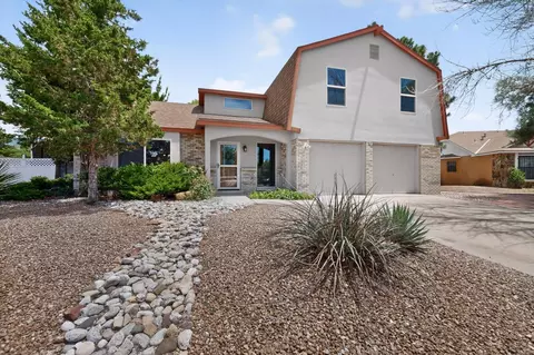 5612 Chelwood Park Blvd NE, Albuquerque, NM 87111