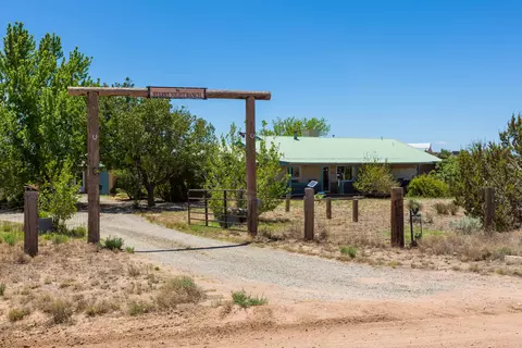 12 Arroyo Trl, Santa Fe, NM 87508