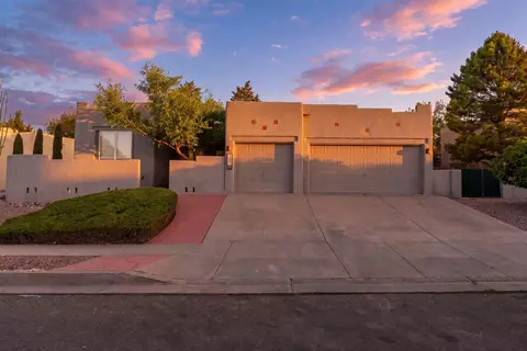 4331 Dry Creek Pl NW, Albuquerque, NM 87114