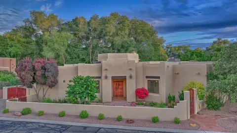 1638 Rancho Guadalupe Trl NW, Albuquerque, NM 87107