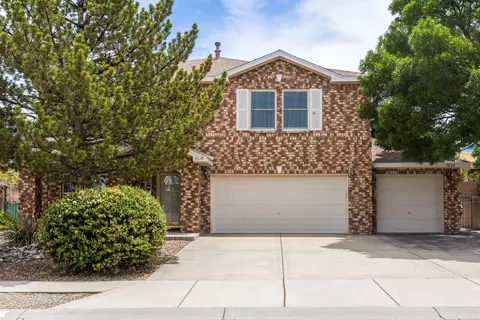 7220 Toulon Dr NE, Albuquerque, NM 87122