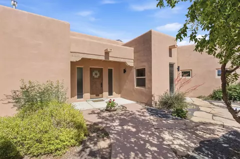 5 Cienega Canyon Rd, Placitas, NM 87043