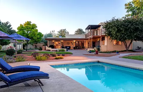 5601 Planeta Ct NE, Albuquerque, NM 87111