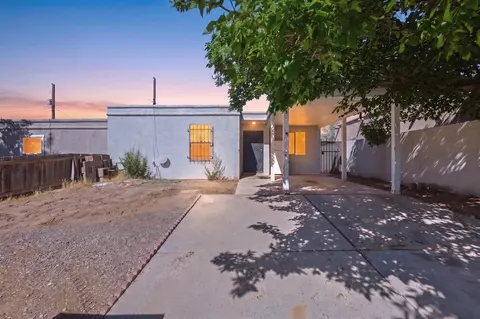123 Merlida Ct SW, Albuquerque, NM 87121