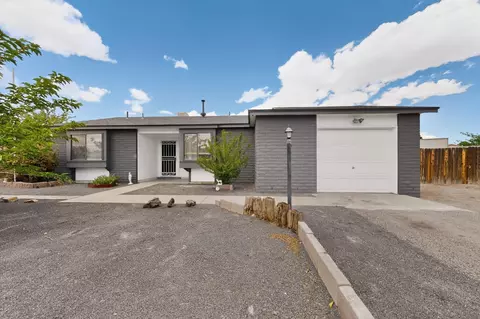 160 Timor Rd SE, Rio Rancho, NM 87124