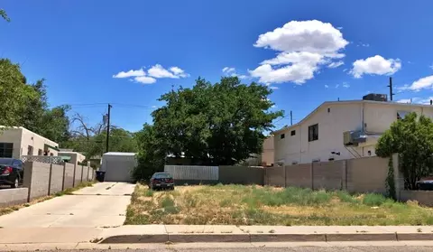 508 Columbia Dr SE, Albuquerque, NM 87106