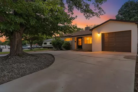 1812 Shirley St NE, Albuquerque, NM 87112