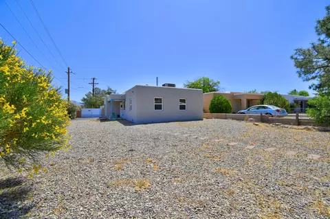 500 Valverde Dr SE, Albuquerque, NM 87108