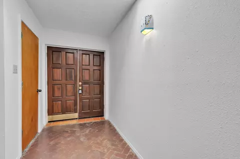 Entry Way - Undisclosed, Bosque, NM 87006 photo 1 of 2
