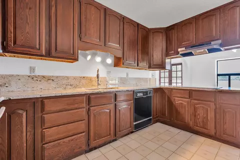 Kitchen - Undisclosed, Bosque, NM 87006 photo 3 of 6