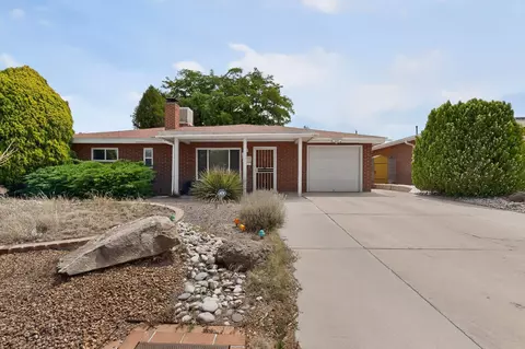1304 Indiana St NE, Albuquerque, NM 87110