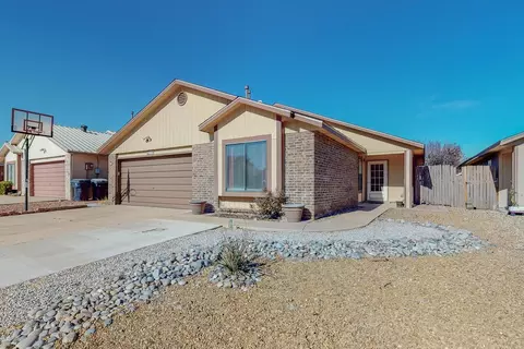 7719 San Augustine St NW, Albuquerque, NM 87120