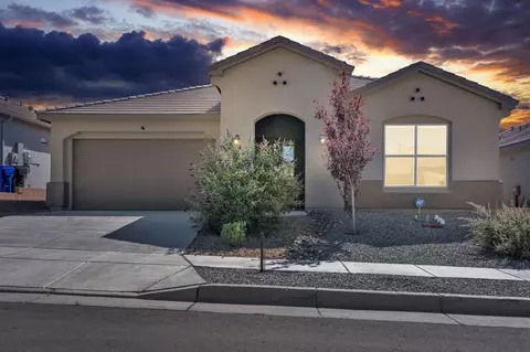 9105 Cambrils Dr NW, Albuquerque, NM 87114