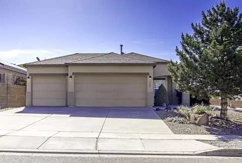 5200 Dulce Dr NE, Rio Rancho, NM 87144