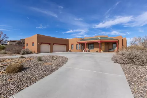 2133 Gazelle Rd NE, Rio Rancho, NM 87124
