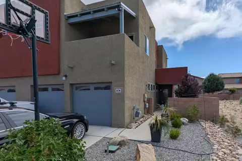 1636 Gulfstream Dr SE, Albuquerque, NM 87123