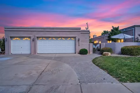 11513 Woodmar Ln NE, Albuquerque, NM 87111