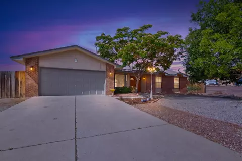 4430 Pumice Dr NE, Rio Rancho, NM 87124