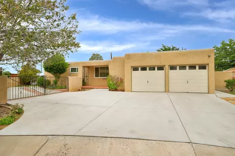 9609 Arvilla Ct NE, Albuquerque, NM 87111