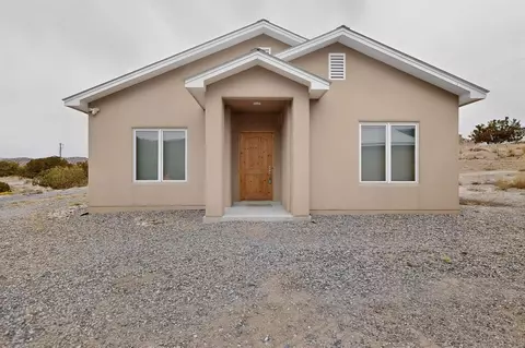 2 Lady Hawk Ln, Ojo Caliente, NM 87549